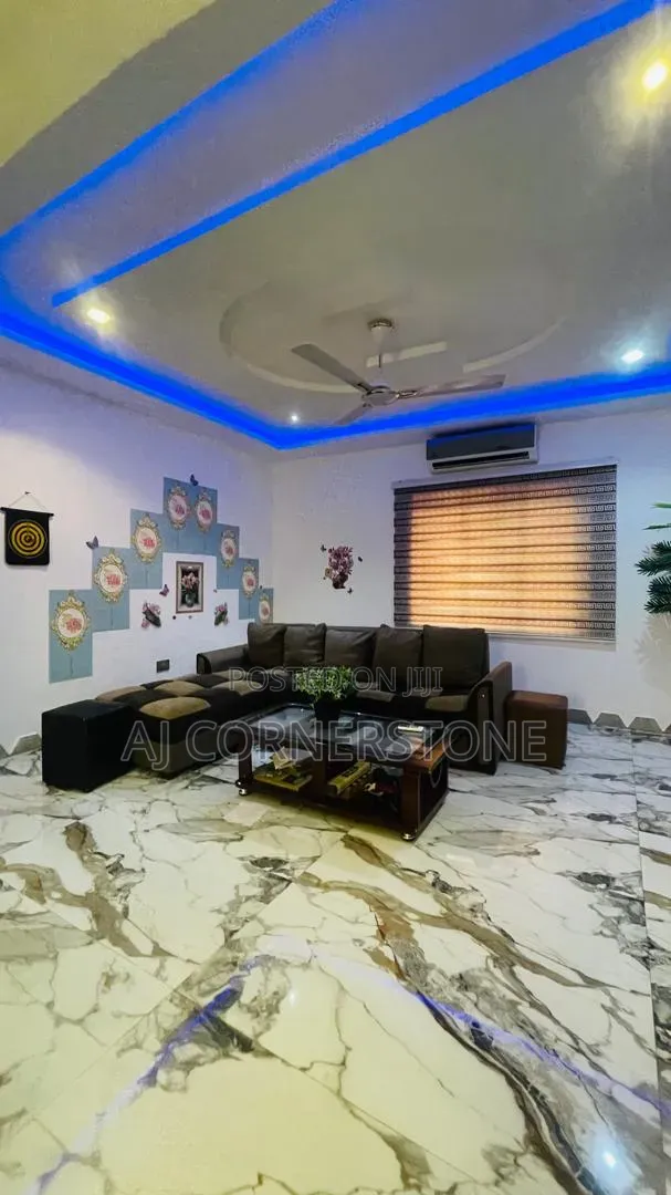 6bdrm House in Manhean for sale