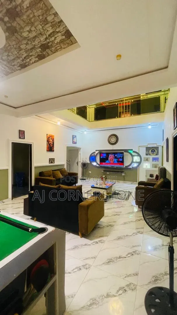 6bdrm House in Manhean for sale