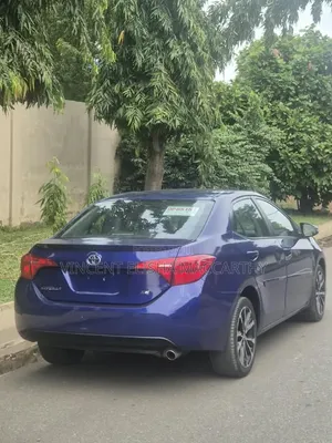 Toyota Corolla 2018 Blue