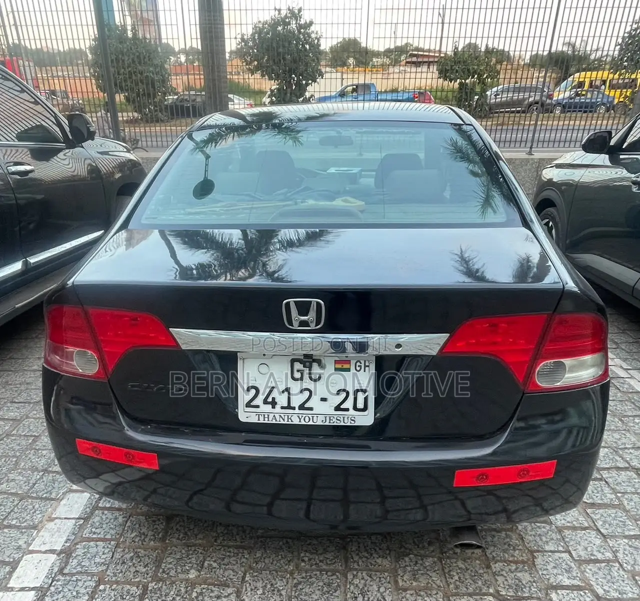 Honda Civic 1.8 5 Door Automatic 2011 Black