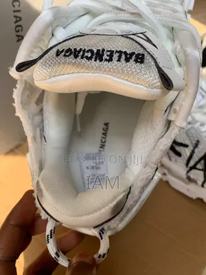 Balenciaga Runner Graffiti