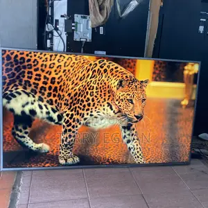 60 Inches Samsung Smart Uhd TV