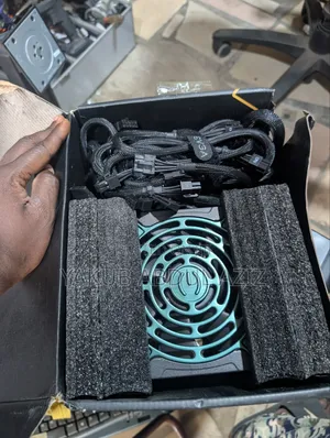 Brand New in Box Gaming Power 850w