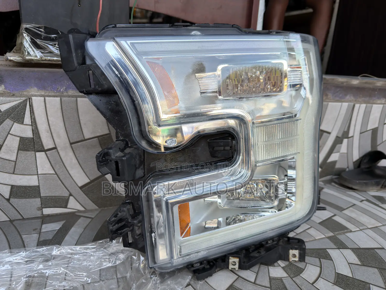 Ford F150 2015 2016 2017 Headlight Spec