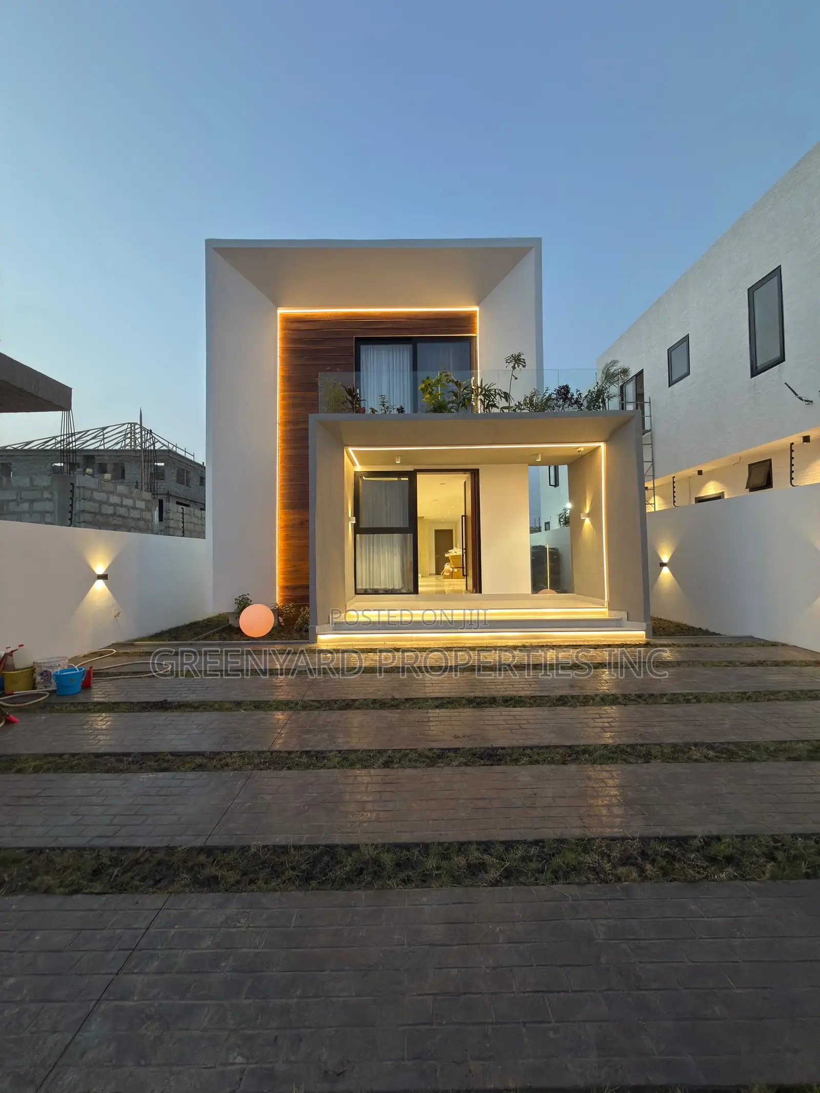4bdrm House in East Legon for sale