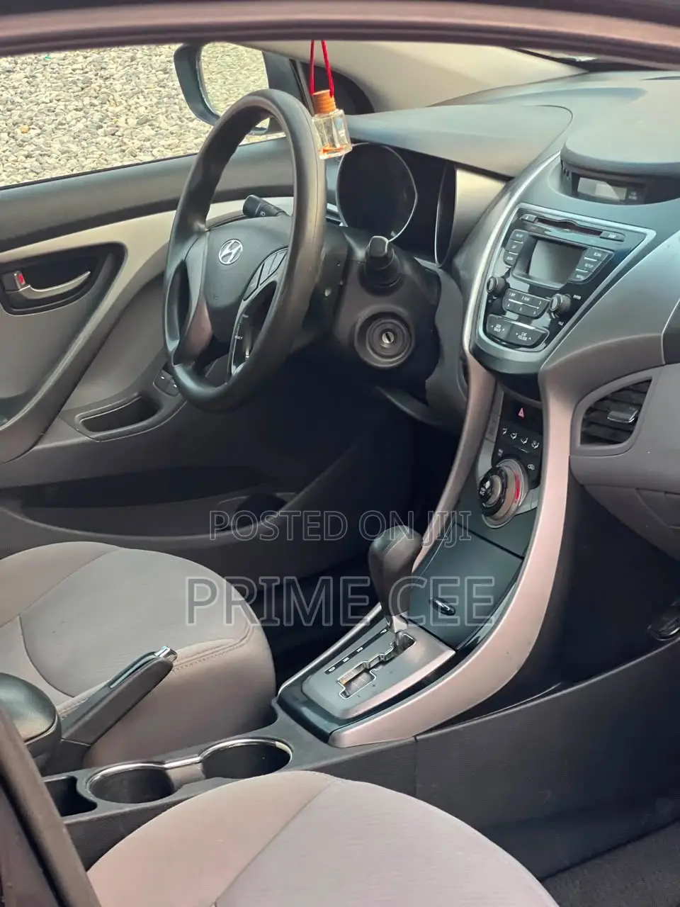 Hyundai Elantra GLS Sedan FWD (1.8L 4cyl 6M) 2013 Black