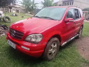 Mercedes-Benz M Class 2001 Red