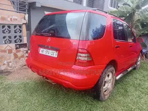 Mercedes-Benz M Class 2001 Red