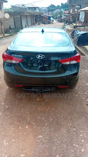 Hyundai Elantra Limited 2012 Black