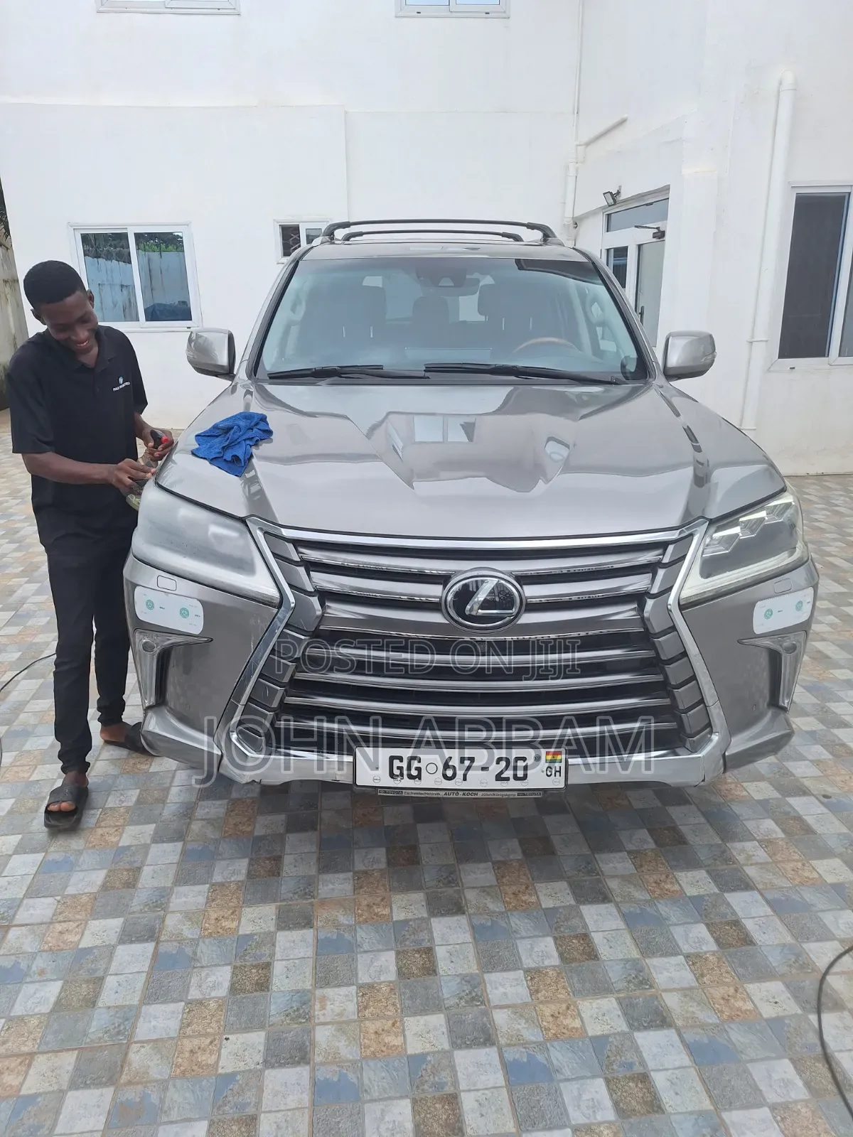 Waxing and Scratch Removal