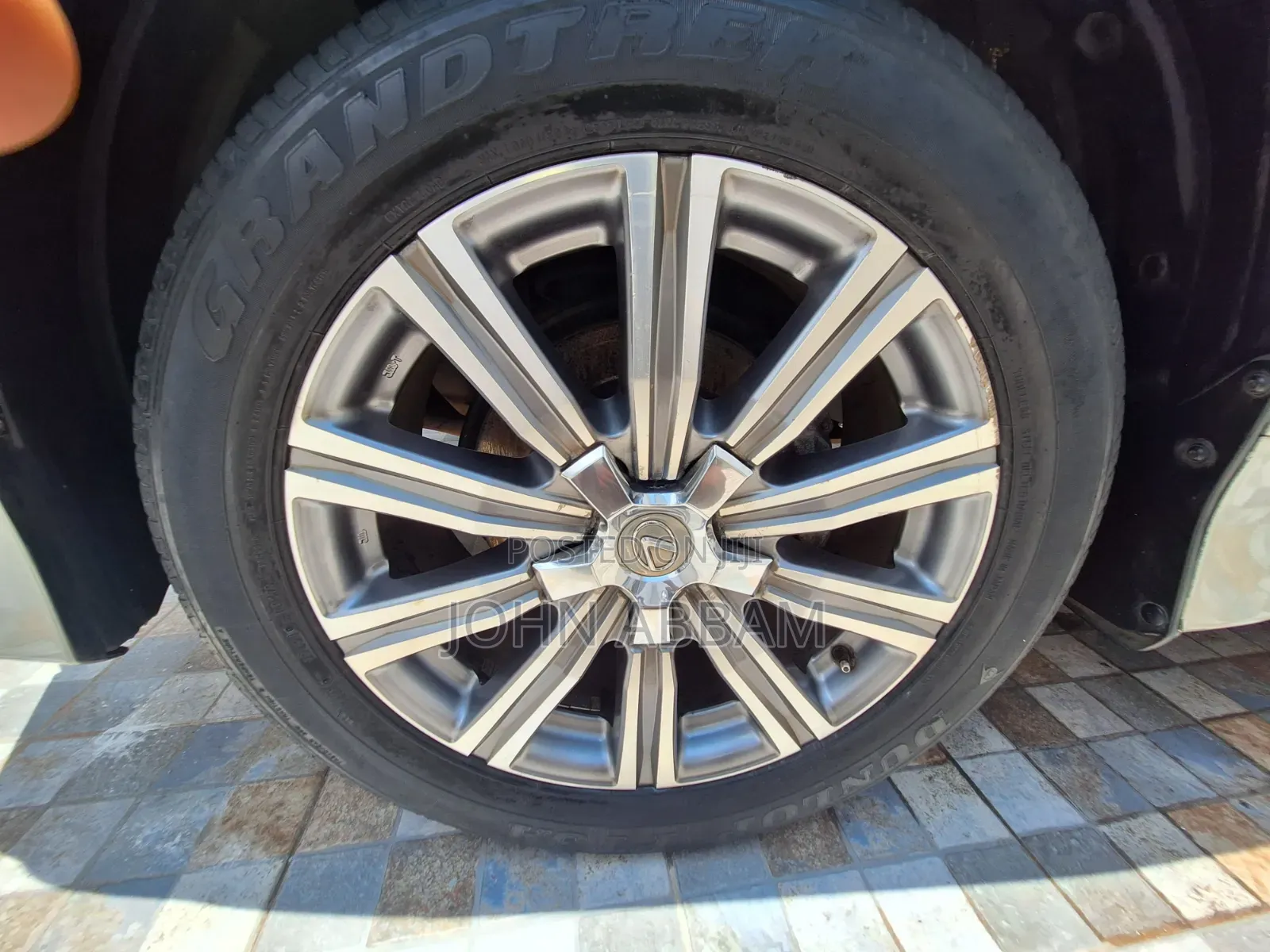 Waxing and Scratch Removal