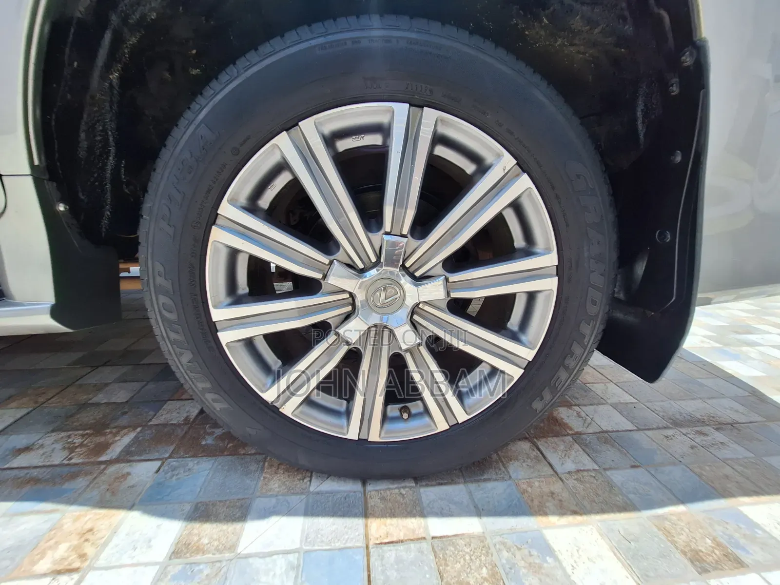 Waxing and Scratch Removal