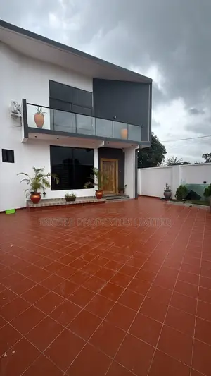 Furnished 4bdrm Duplex in , Ho Municipal for sale