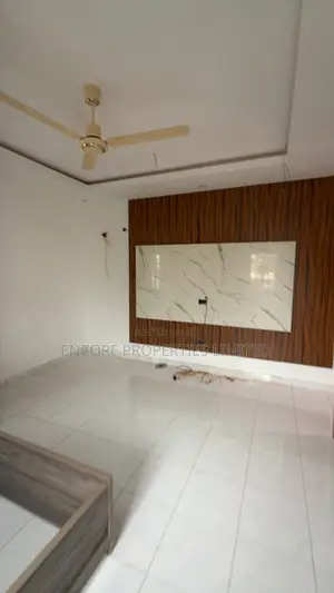 Furnished 4bdrm Duplex in , Ho Municipal for sale