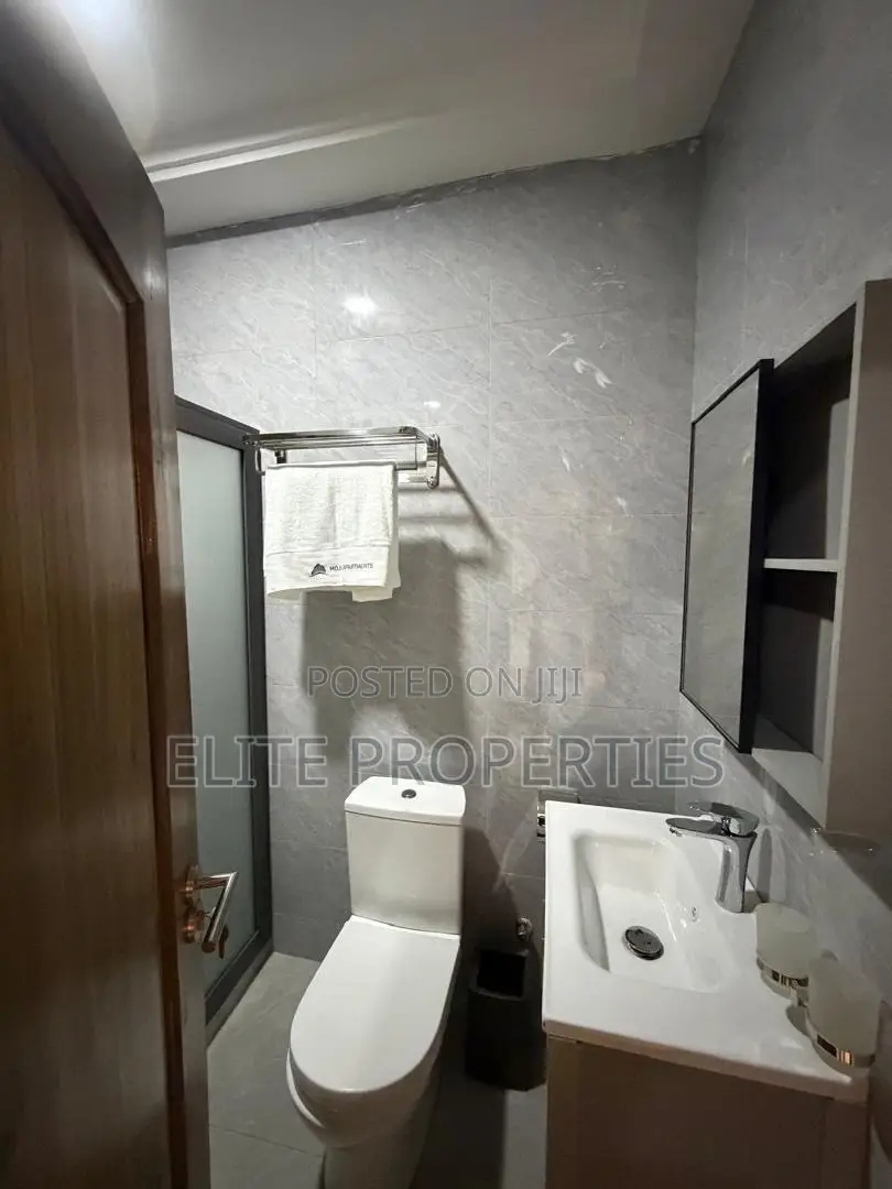 1-Bedroom Studio Apartment for Rent – Community 25, Tema