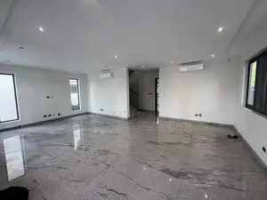 5bdrm House in East Legon for rent