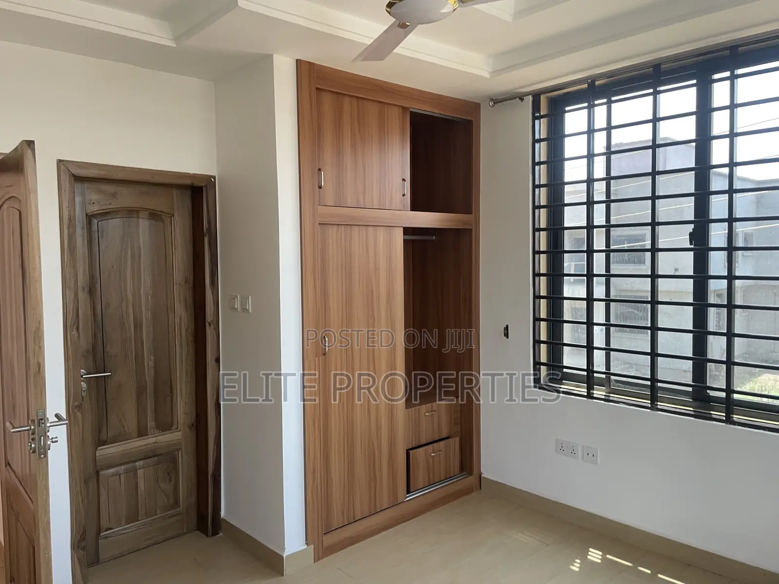 2bdrm Apartment in Community 25 Tema for rent