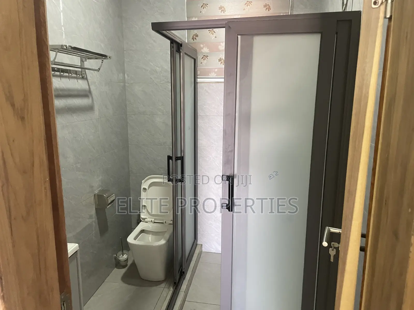 2bdrm Apartment in Community 25 Tema for rent