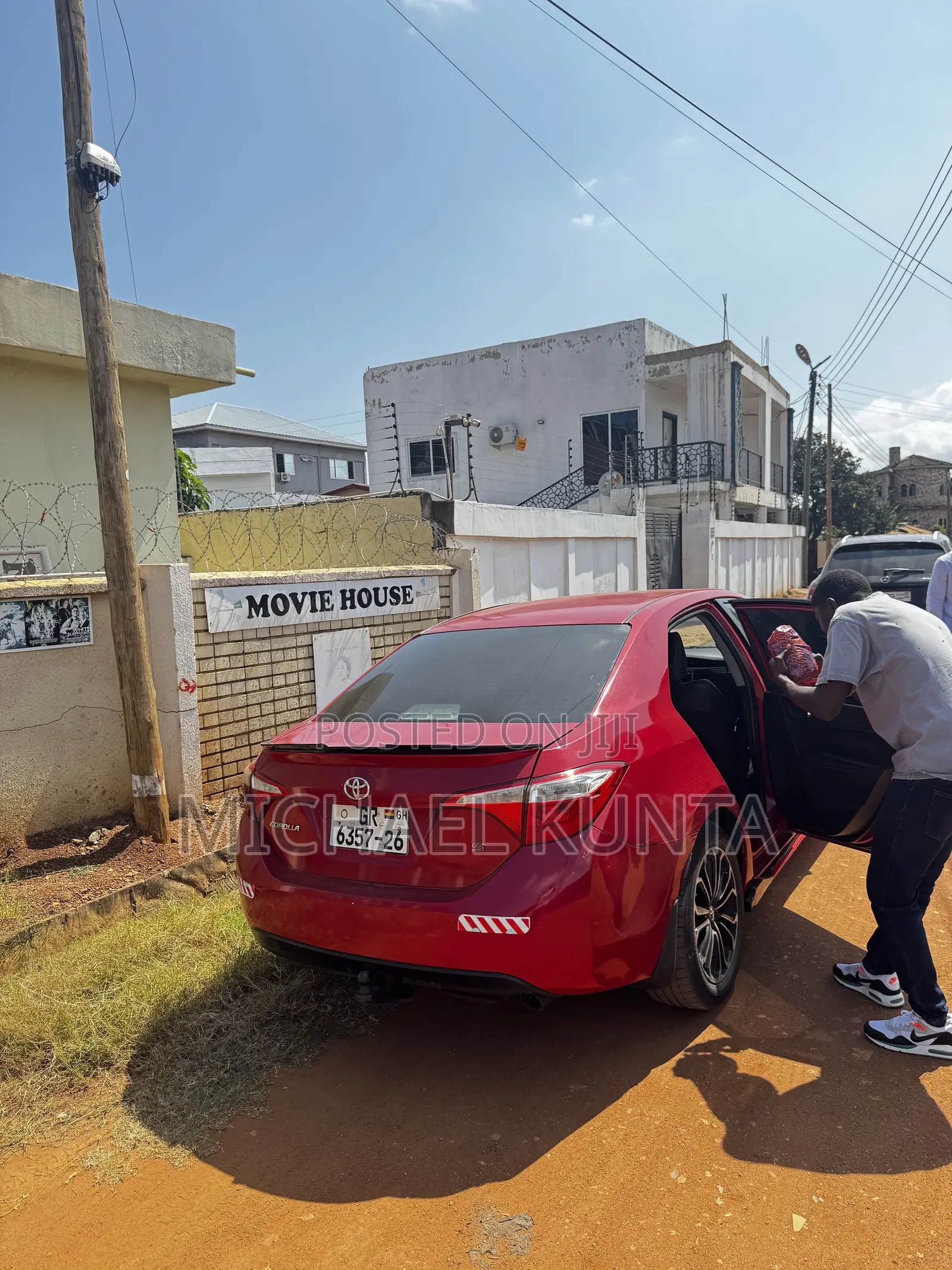 Toyota Corolla S Plus 4dr Sedan (1.8L 4cyl CVT) 2014 Red