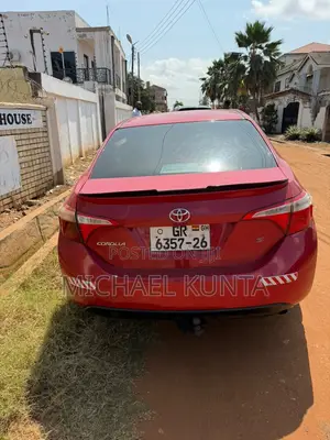 Toyota Corolla S Plus 4dr Sedan (1.8L 4cyl CVT) 2014 Red