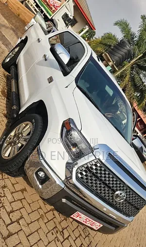 Toyota Tundra 2017 White