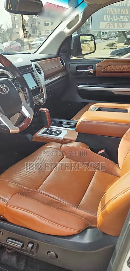 Toyota Tundra 2017 White