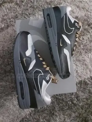 Nike Air Max 1 Low Poly
