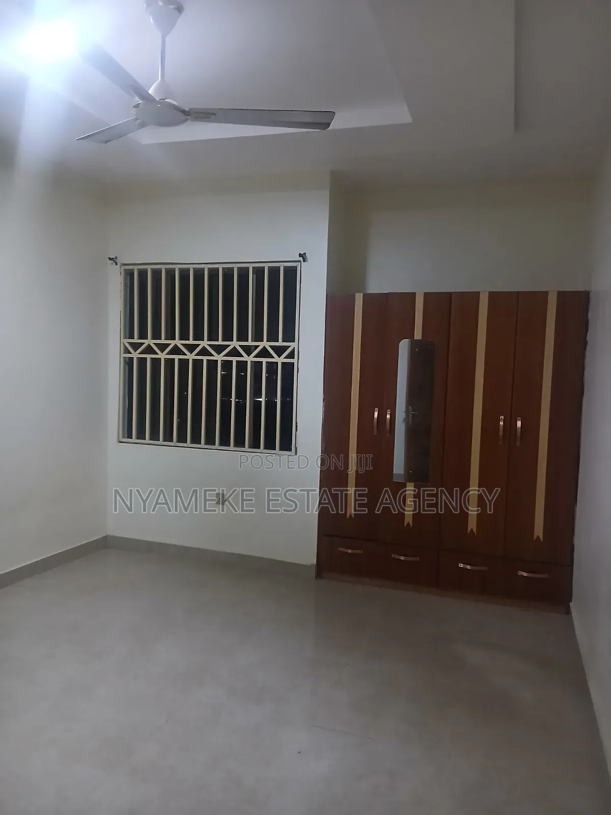 3bdrm Apartment in Living Stone, Exhibition for rent