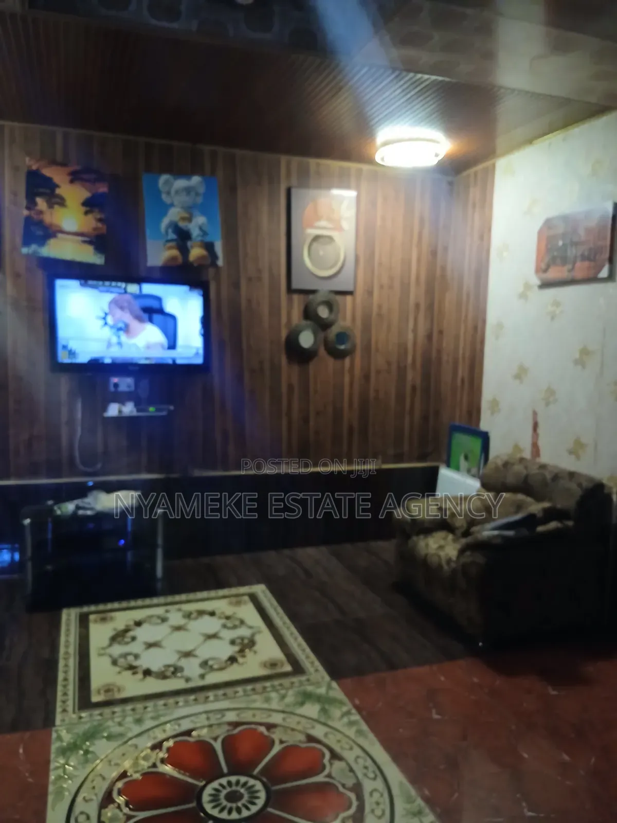 1bdrm Apartment in Yellow House, Exhibition for rent