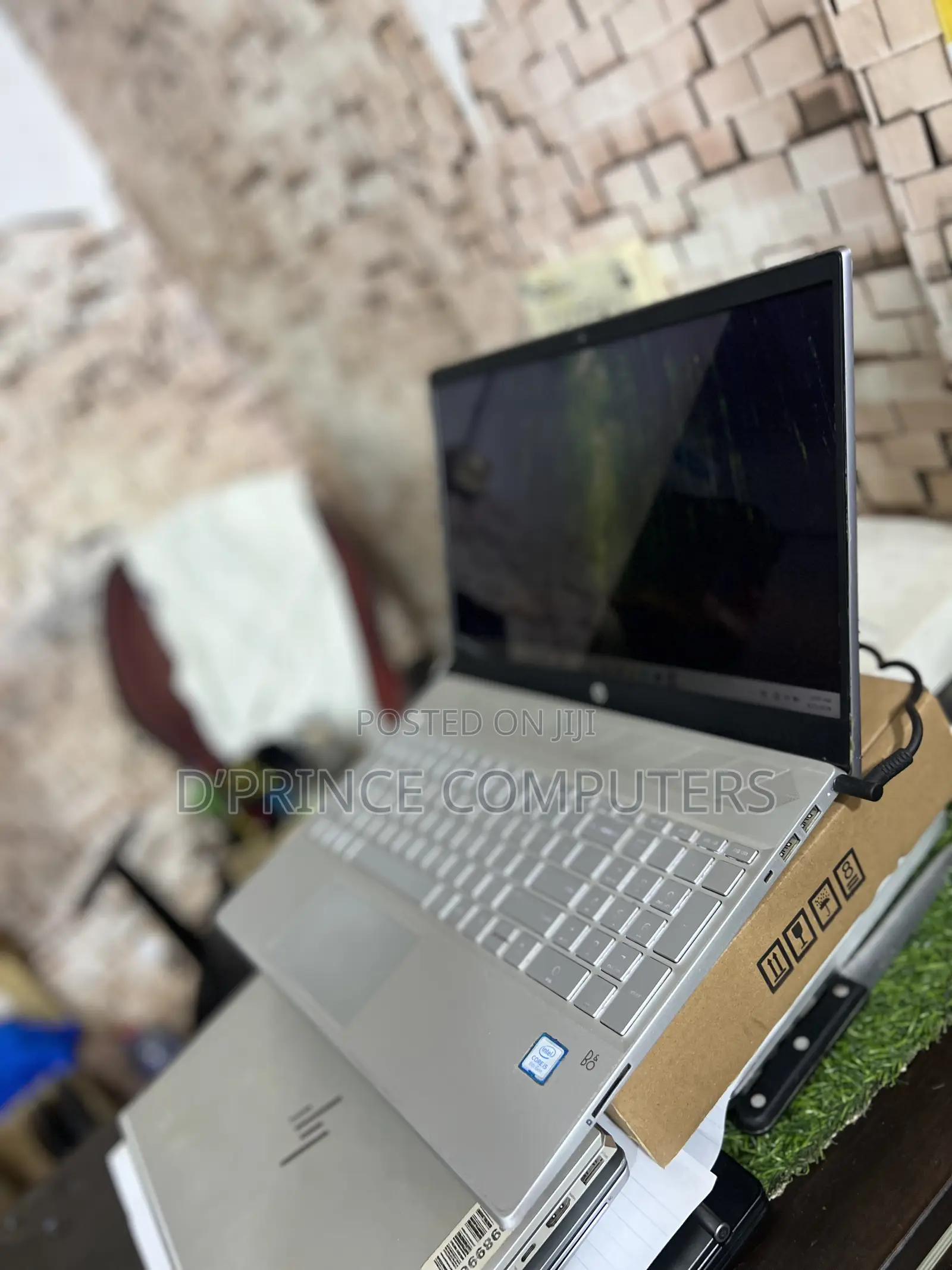 Laptop HP Pavilion TouchSmarT 15t 8GB Intel Core i5 SSD 256GB