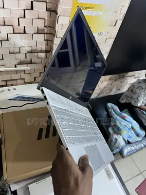 Laptop HP Pavilion TouchSmarT 15t 8GB Intel Core i5 SSD 256GB