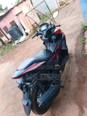 Yamaha NMAX 155 2025 Red