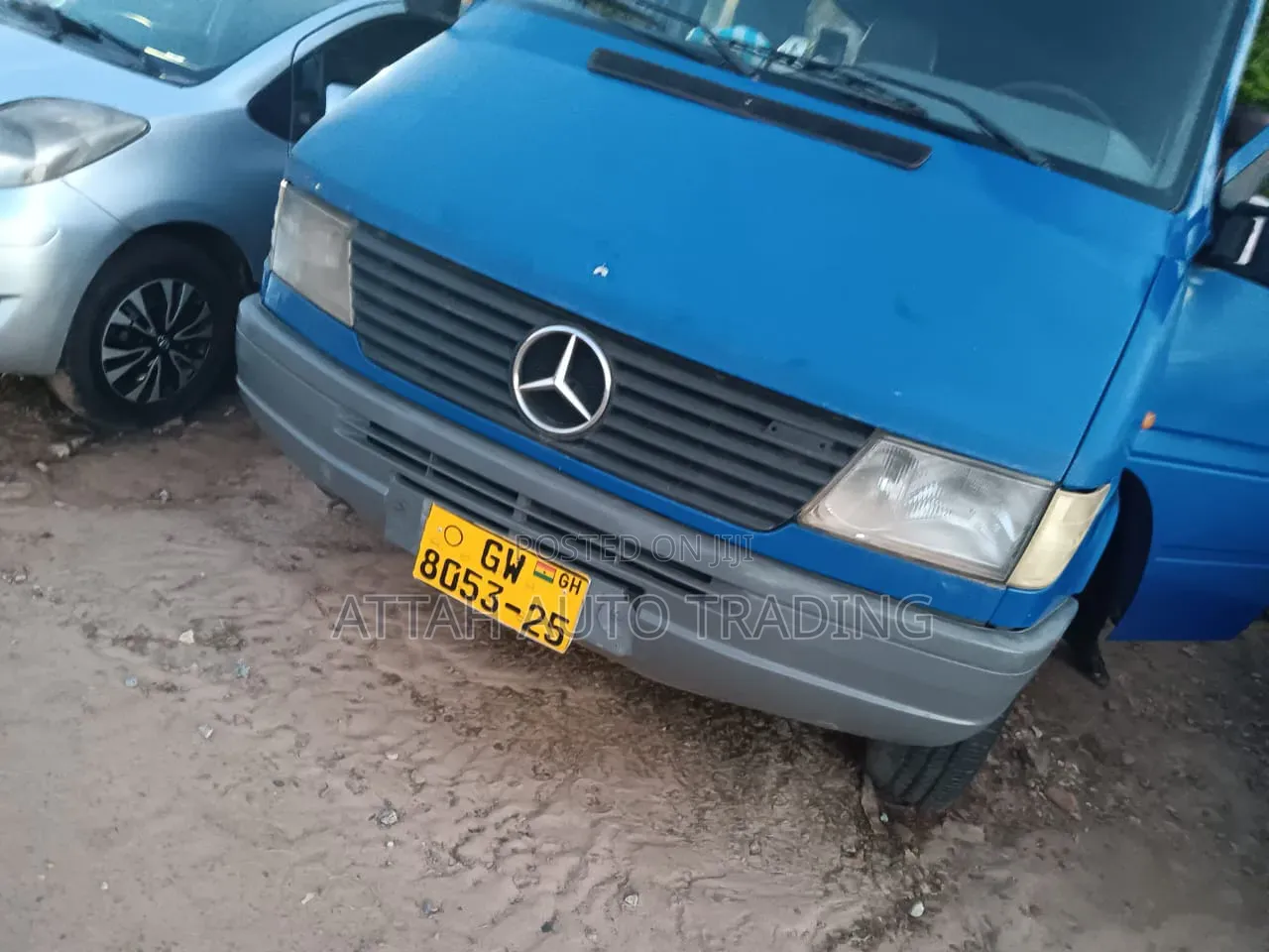 Mercedes-Benz Sprinter 2000 Blue