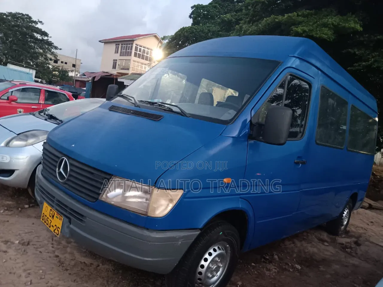 Mercedes-Benz Sprinter 2000 Blue