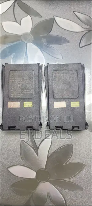 Walkie Talkie Twin Pack Bf-888s 5km UK Standard With Accessories