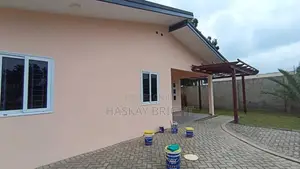 3bdrm House in Oyibi for sale