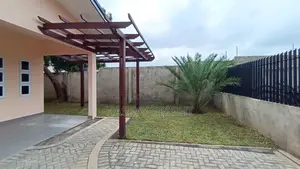 3bdrm House in Oyibi for sale