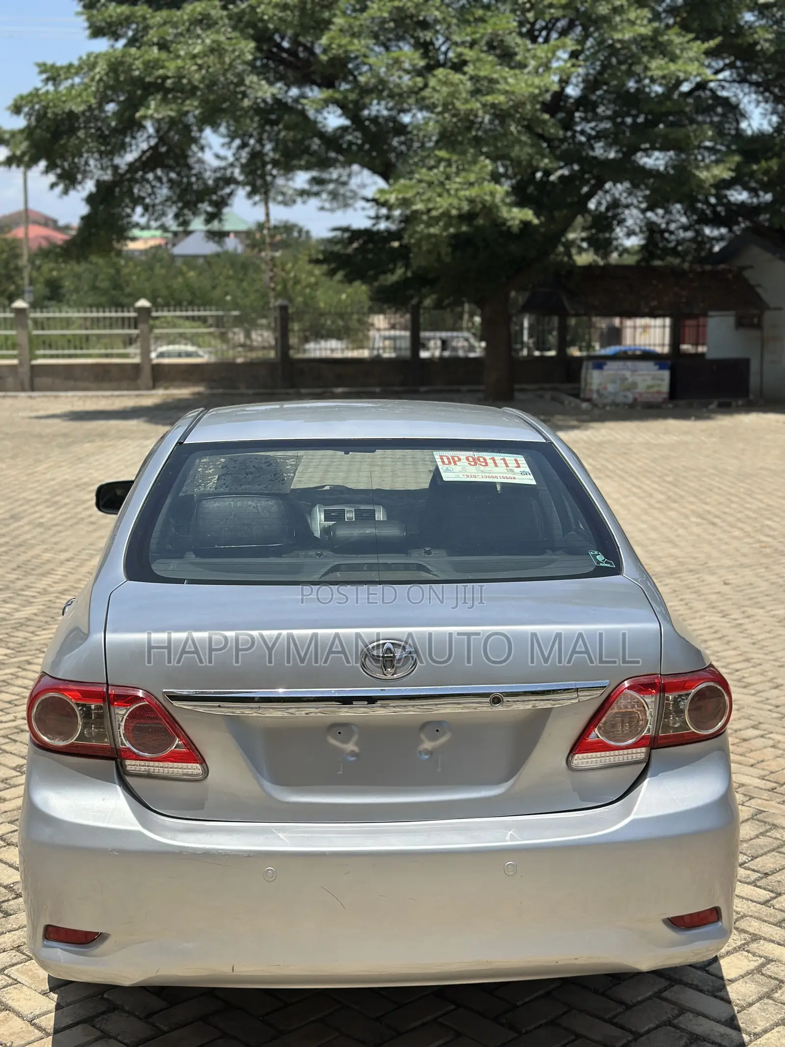 Toyota Corolla L 4dr Sedan (1.8L 4cyl 5M) 2012 Silver