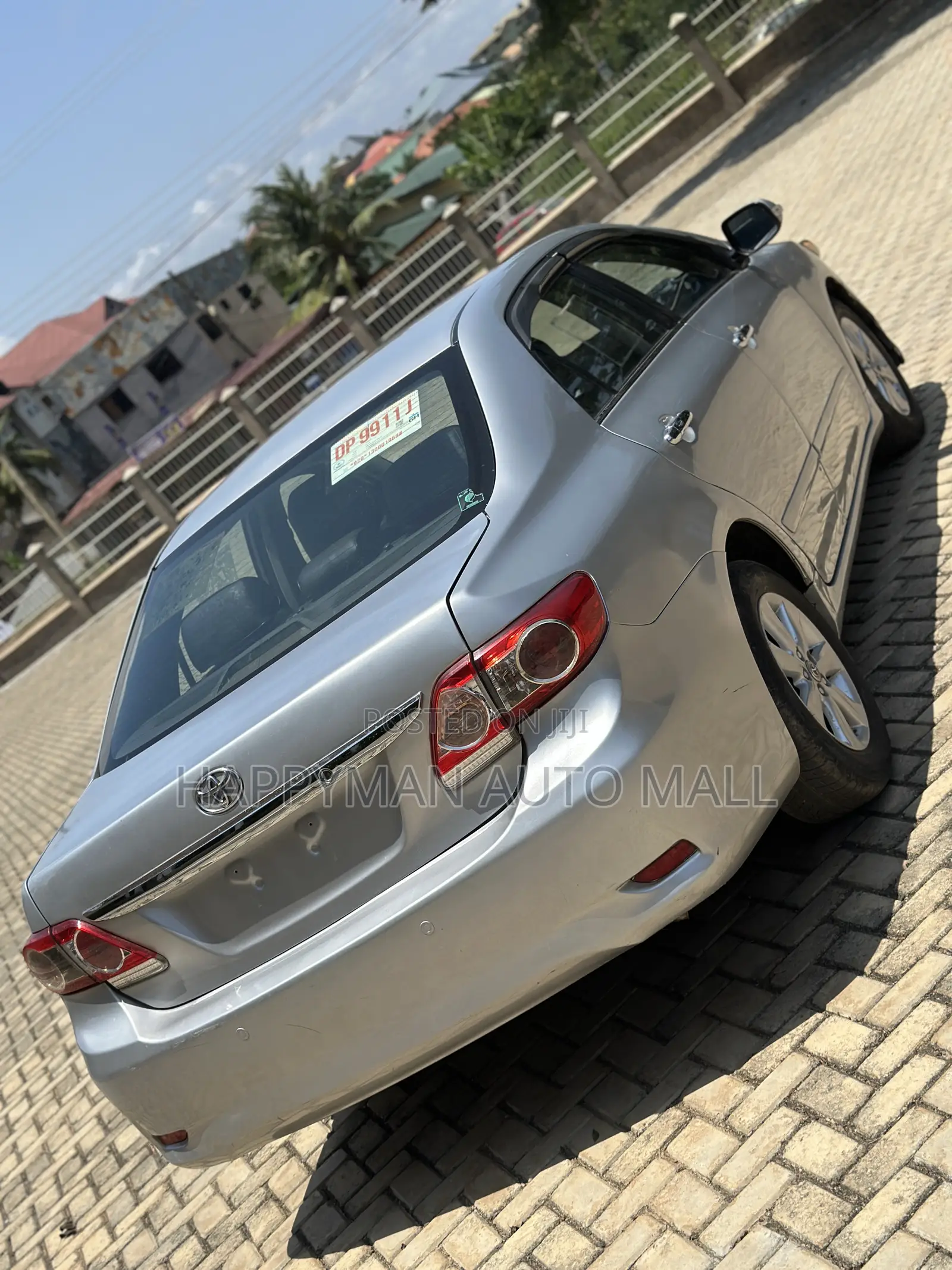 Toyota Corolla L 4dr Sedan (1.8L 4cyl 5M) 2012 Silver