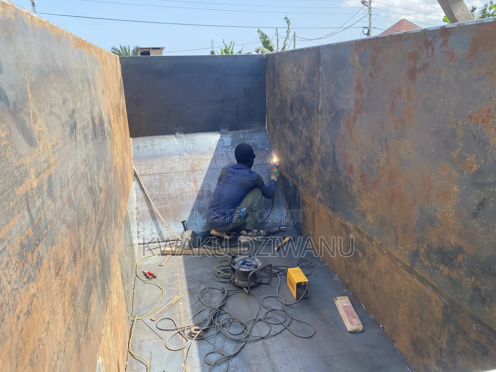 Waste Dumping Container