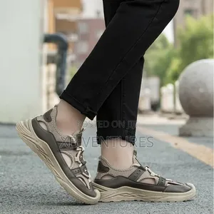 Comfortable Men Casual Sandals Streetwear Style
