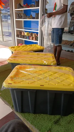 Quality Plastic Container for Students