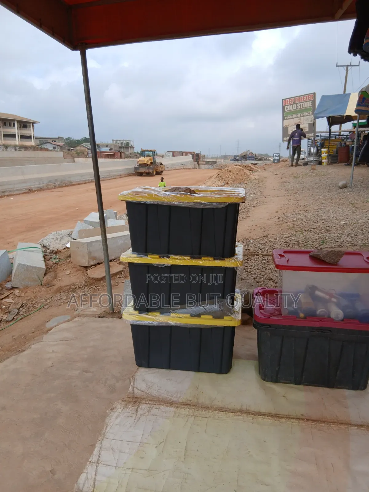 Quality Plastic Container for Students