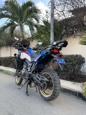 Honda 2019 Blue