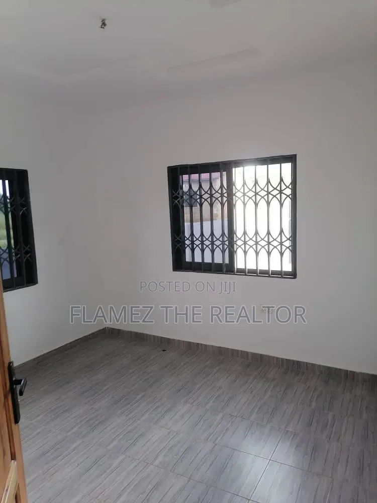 2bdrm House in Treba, Amasaman for rent