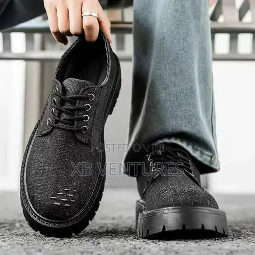 Active Piece Black Shoes