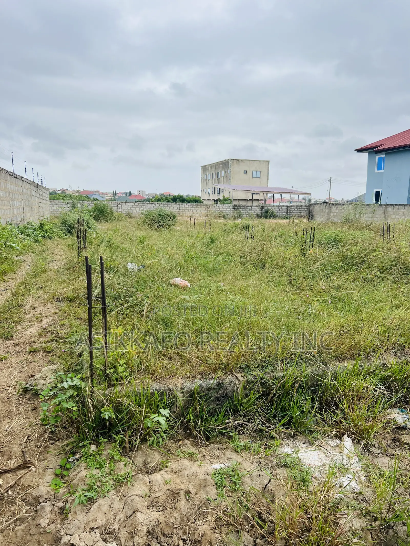 One(1) Plot of Land Selling in Borteyman