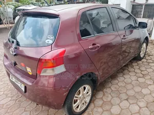 Toyota Vitz 2010