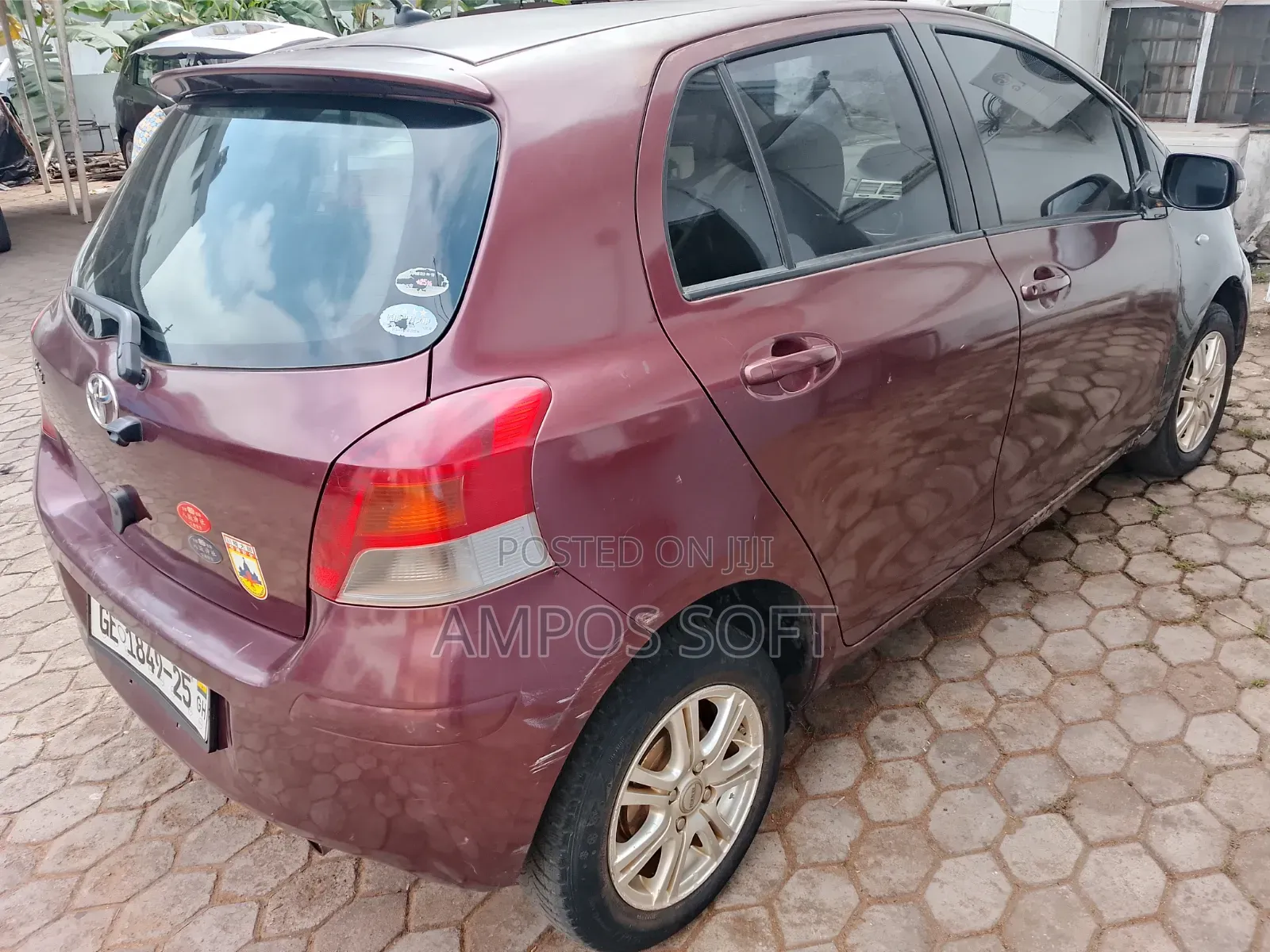 Toyota Vitz 2010