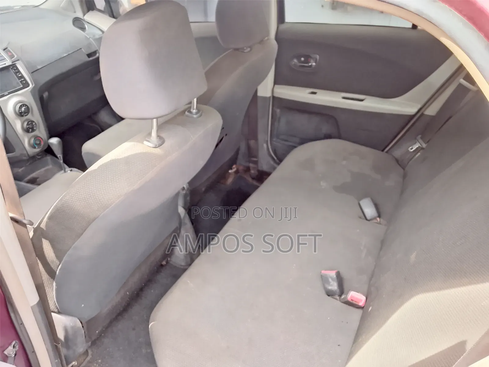 Toyota Vitz 2010